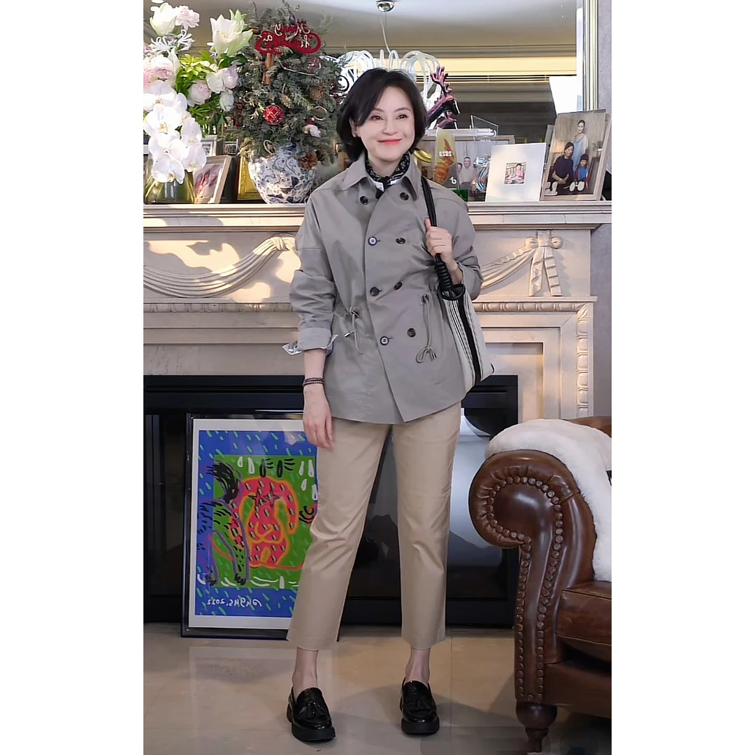 我是摩羯 英伦风华 通勤百搭双排扣腰部可调节抽绳一手长风衣外套