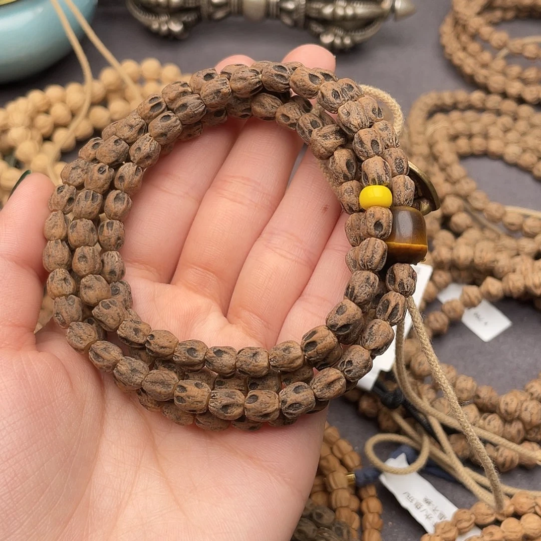 用***3柏香籽/百香籽把件