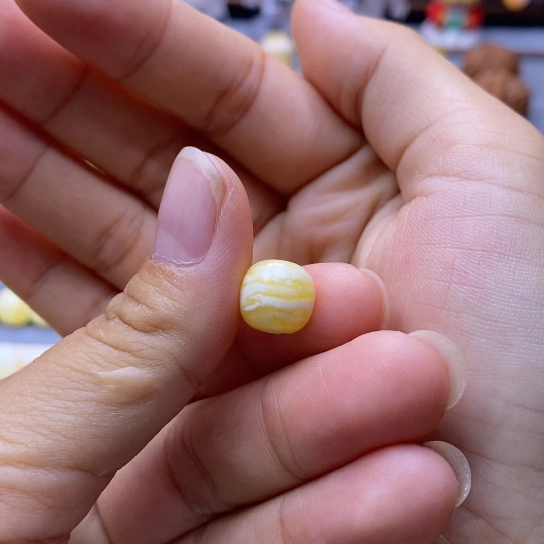 碧***天琥珀未镶嵌珠宝奇石