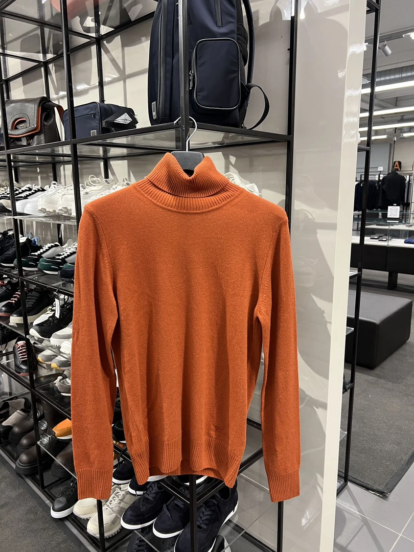 全新未使用 EMPORIO ARMANI/乔治·阿玛尼 男士山羊绒羊毛衫不退换