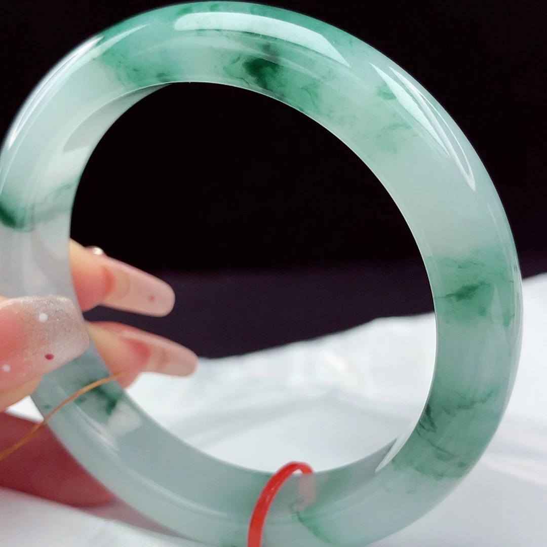 翡翠手镯未镶嵌58圈441宽版