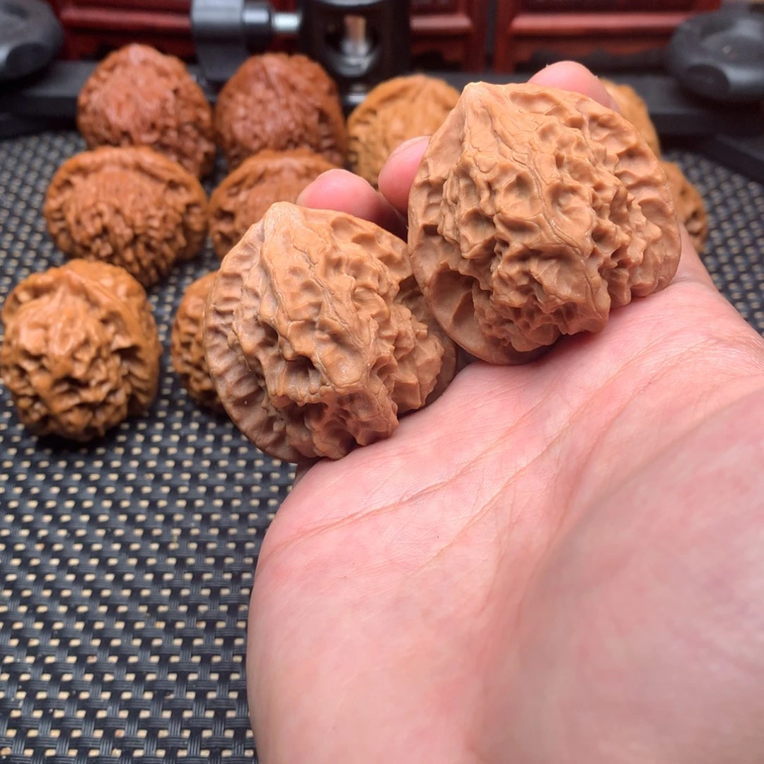 文玩核桃吊坠玲珑42