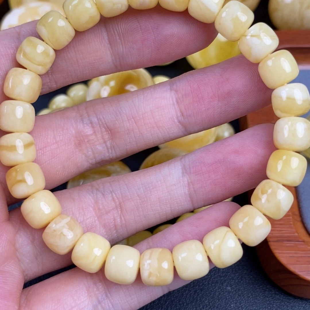 裸石琥珀未镶嵌40