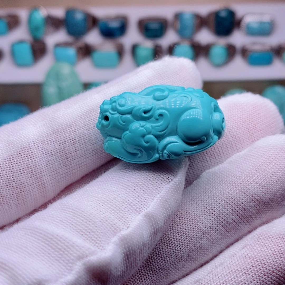 绿松石未镶嵌挂件