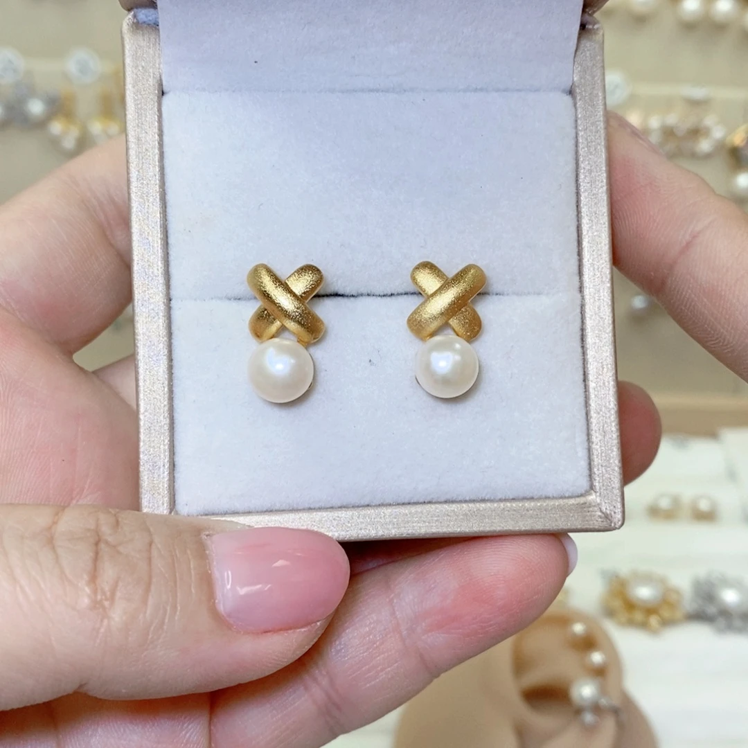 银S925镶嵌耳饰淡水珍珠