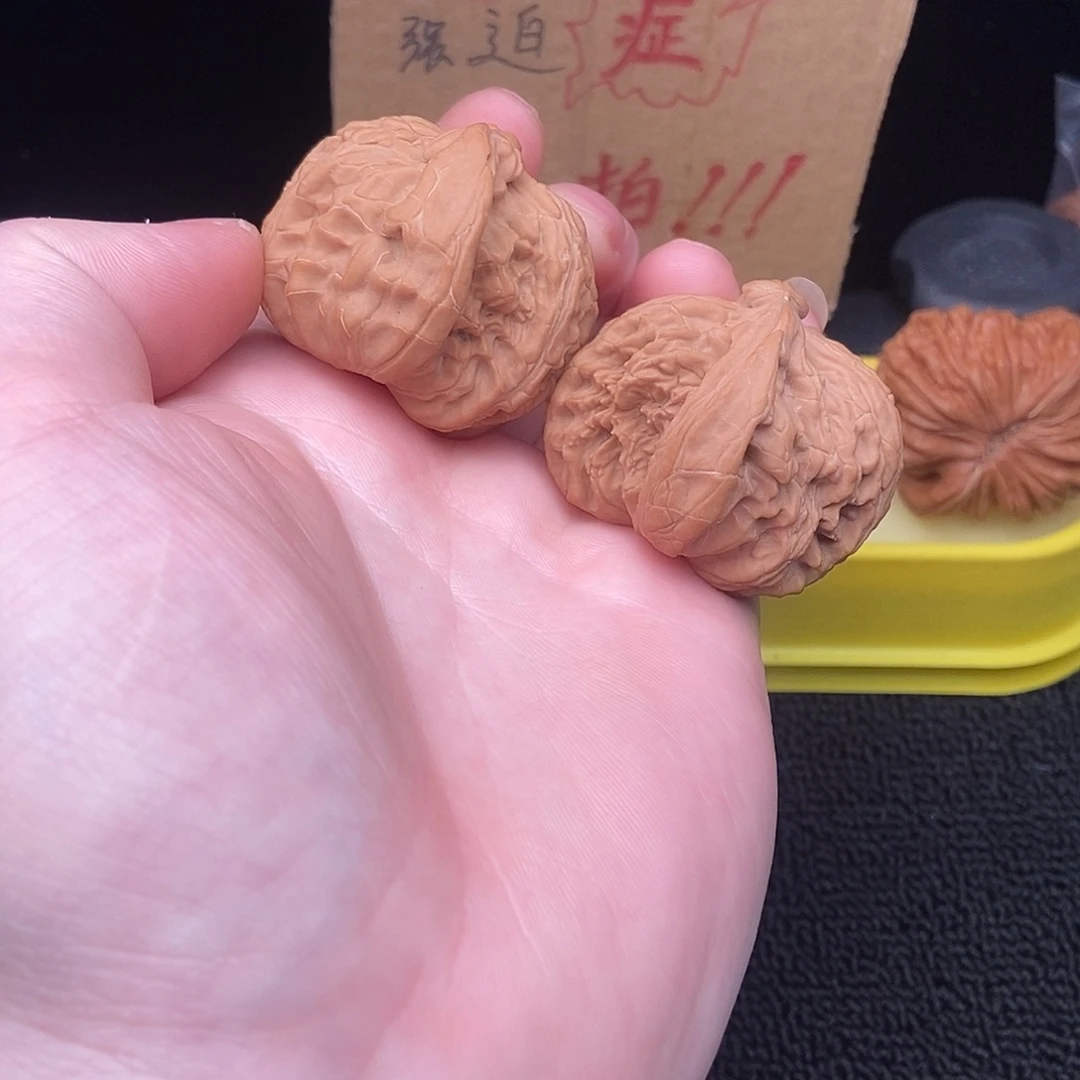 核桃文玩核桃把件白狮子42