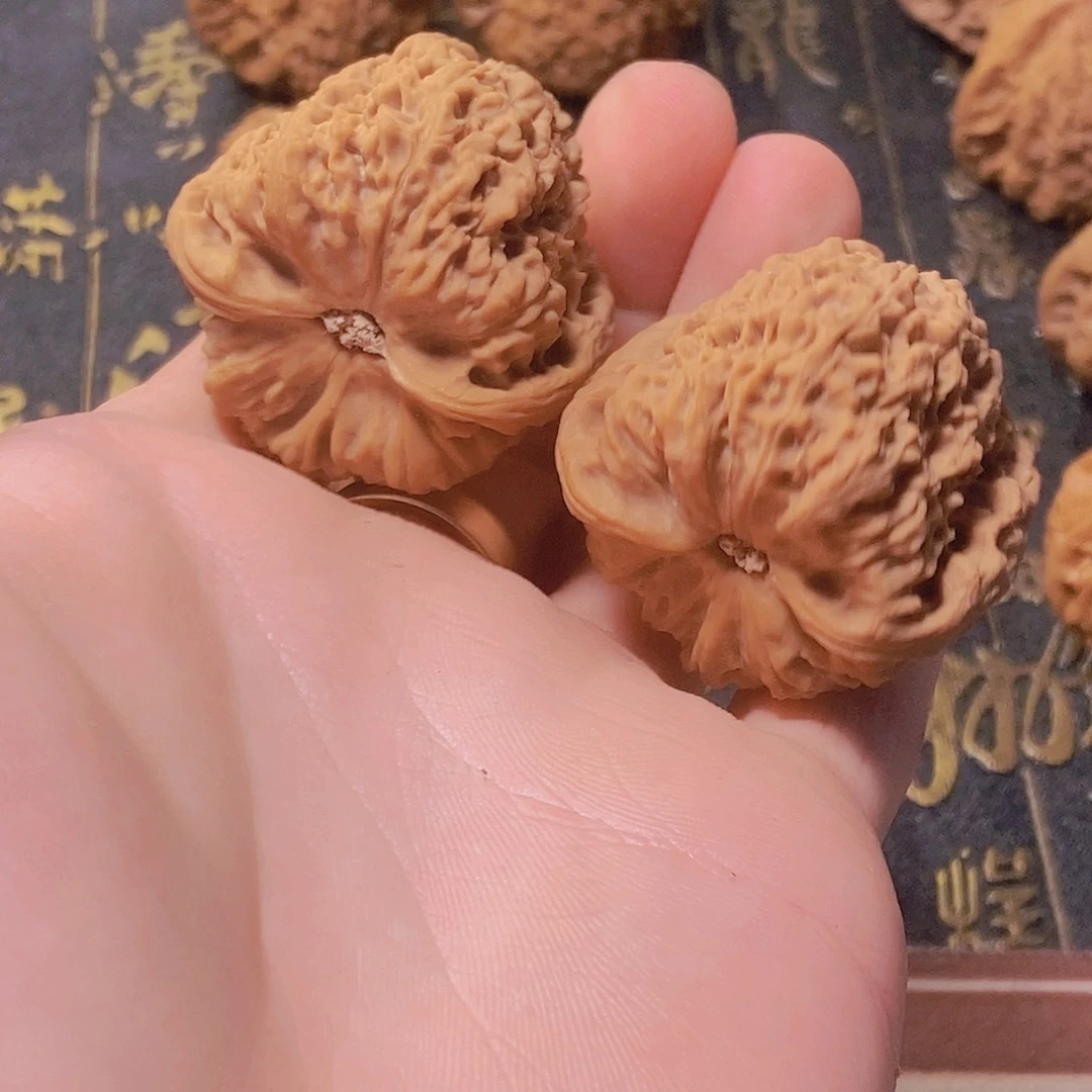 默***｀文玩核桃吊坠南疆41