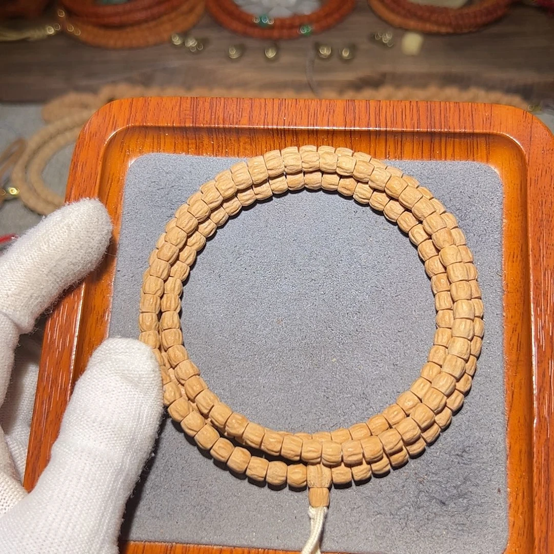 o***烂吊坠柏香籽/百香籽果冻皮方块极顺6