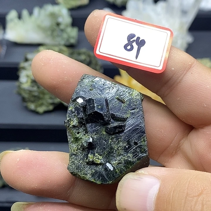 有机玻璃巴基斯坦绿莲石单晶84