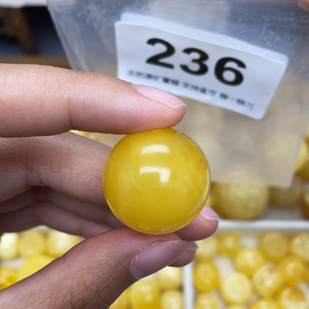 蜜蜡未镶嵌珠宝奇石22.8