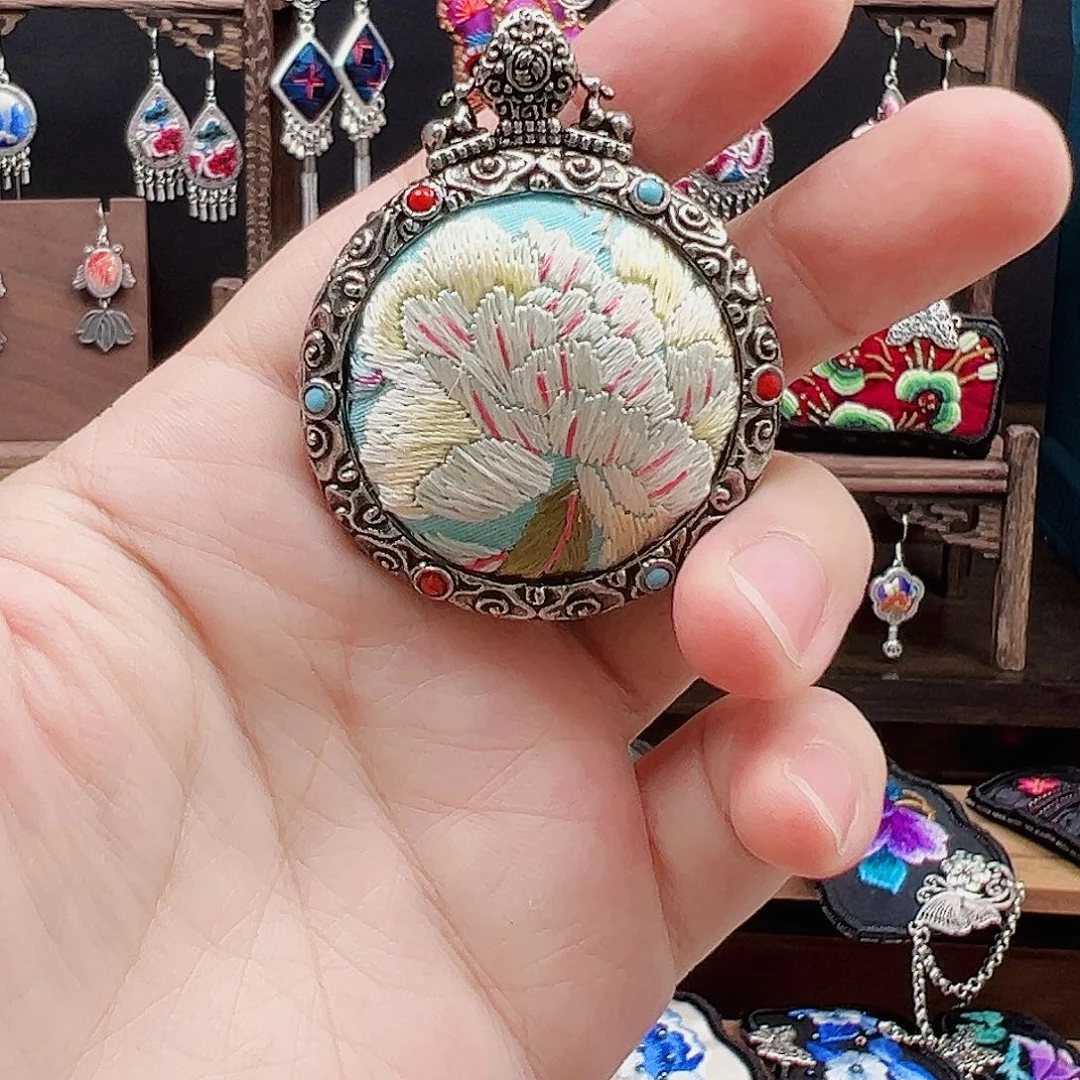 织绣手工刺绣工艺品