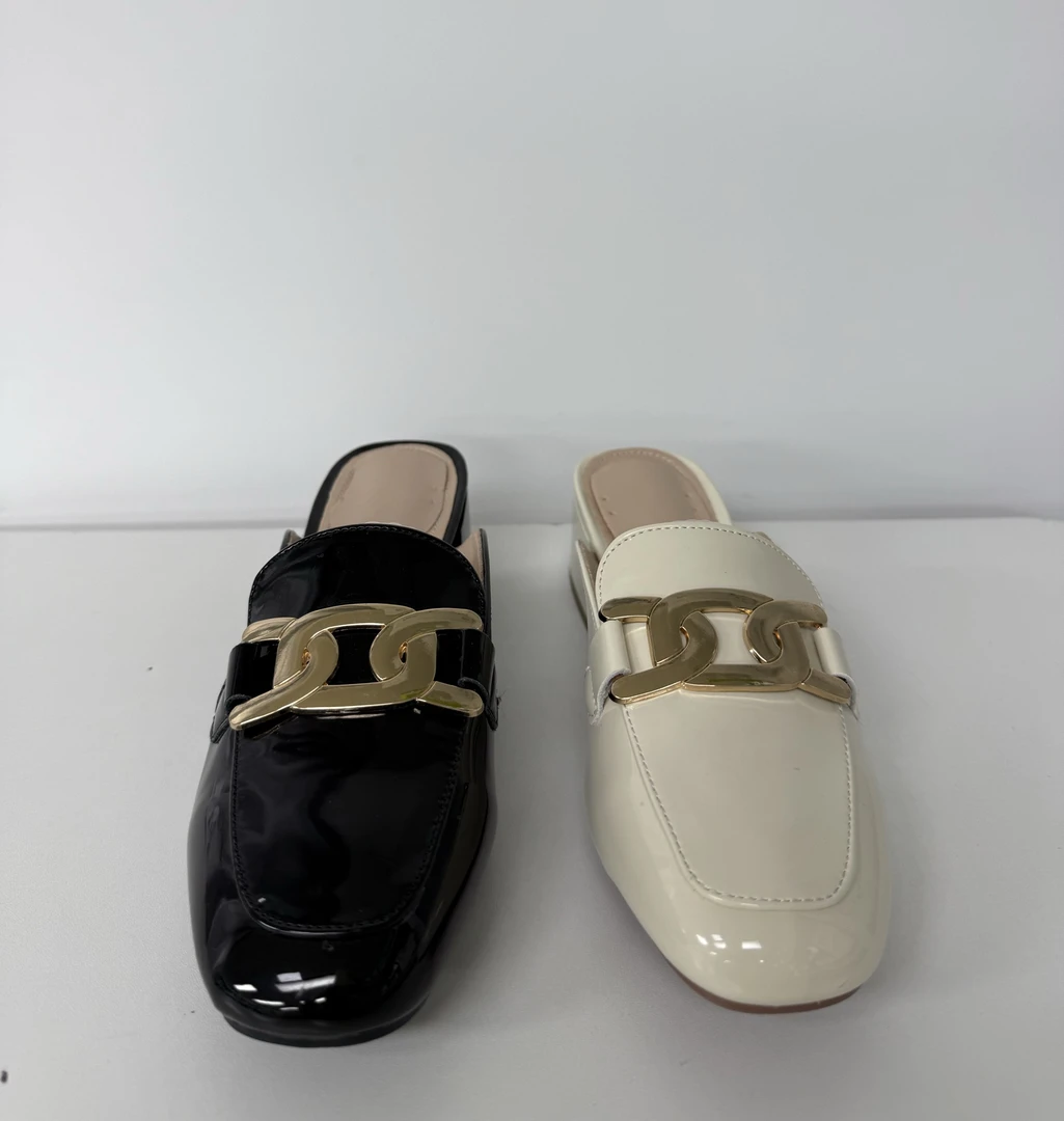 胶粘夏季纯色街头风搭扣漆皮时尚包头拖女英伦浅口A16