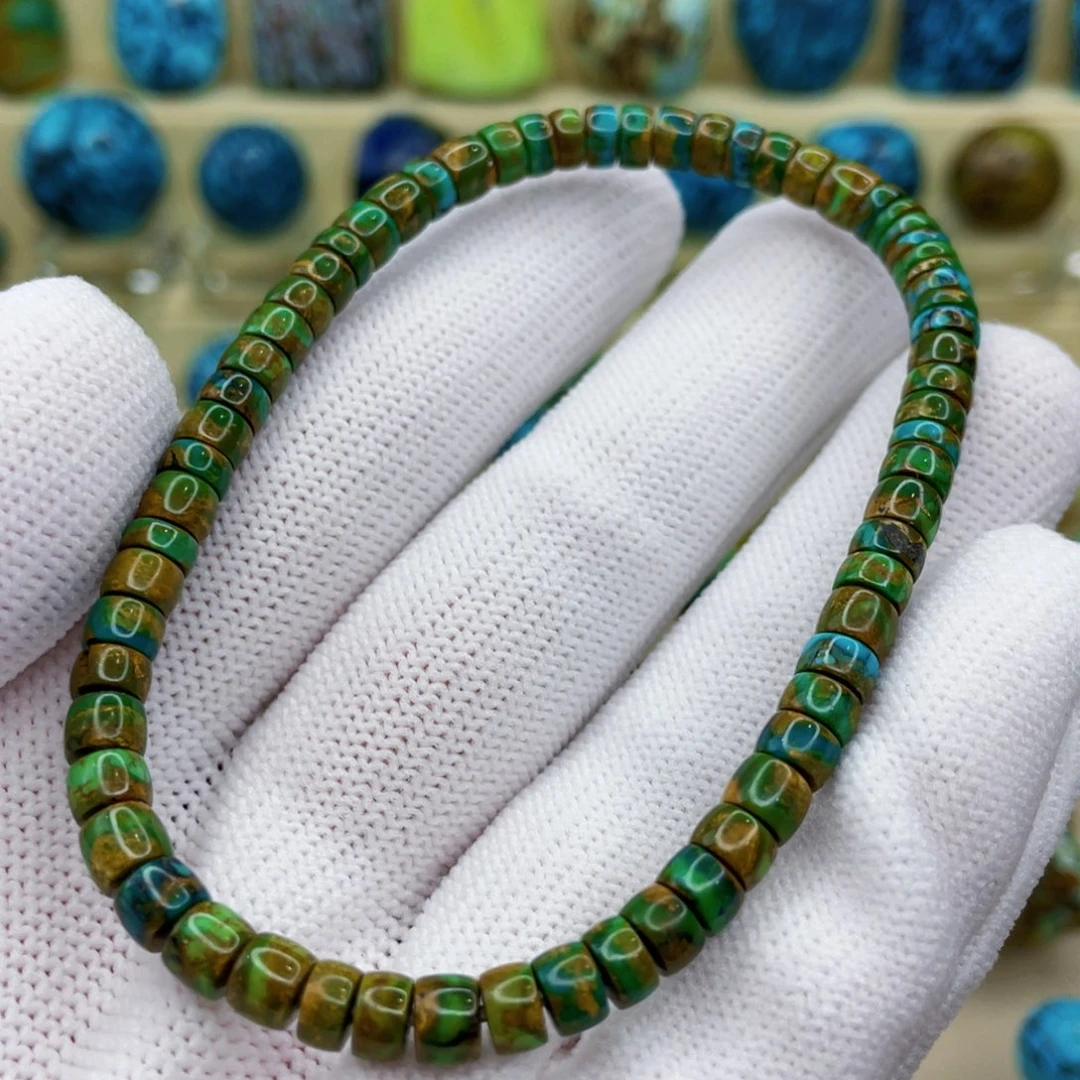 未镶嵌绿松石颈饰