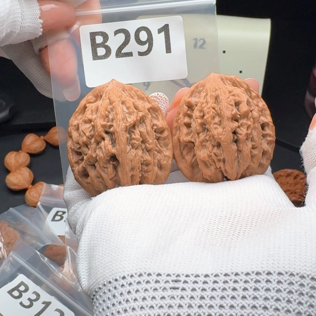 把件文玩核桃43虎头B291