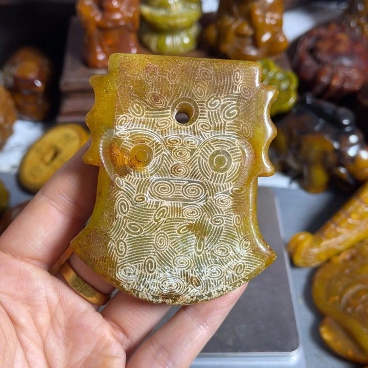 蛇纹石玉合金颈饰