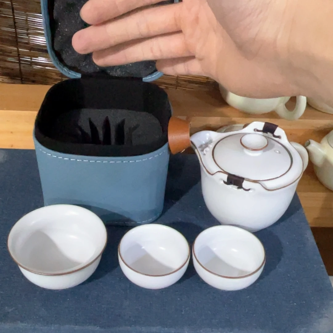 瓷片小微瑕。。。。。。。。。。。。。