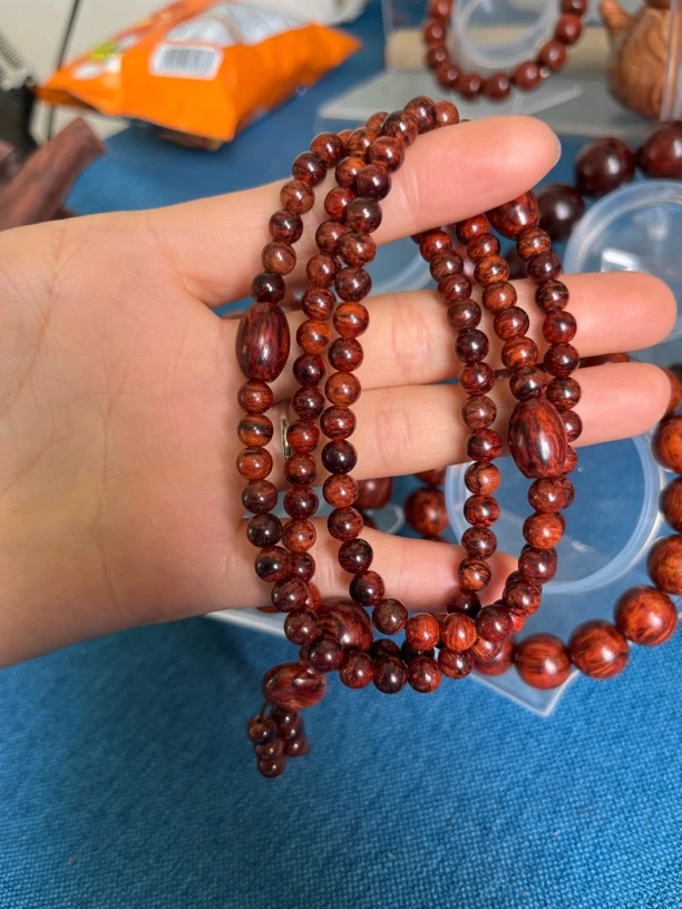红降花梨公0.6-108粒手串玉化料