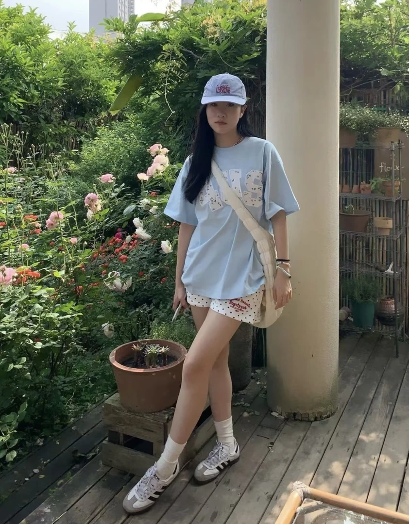 （严重瑕疵！介意勿拍）国潮碎花刺绣短袖