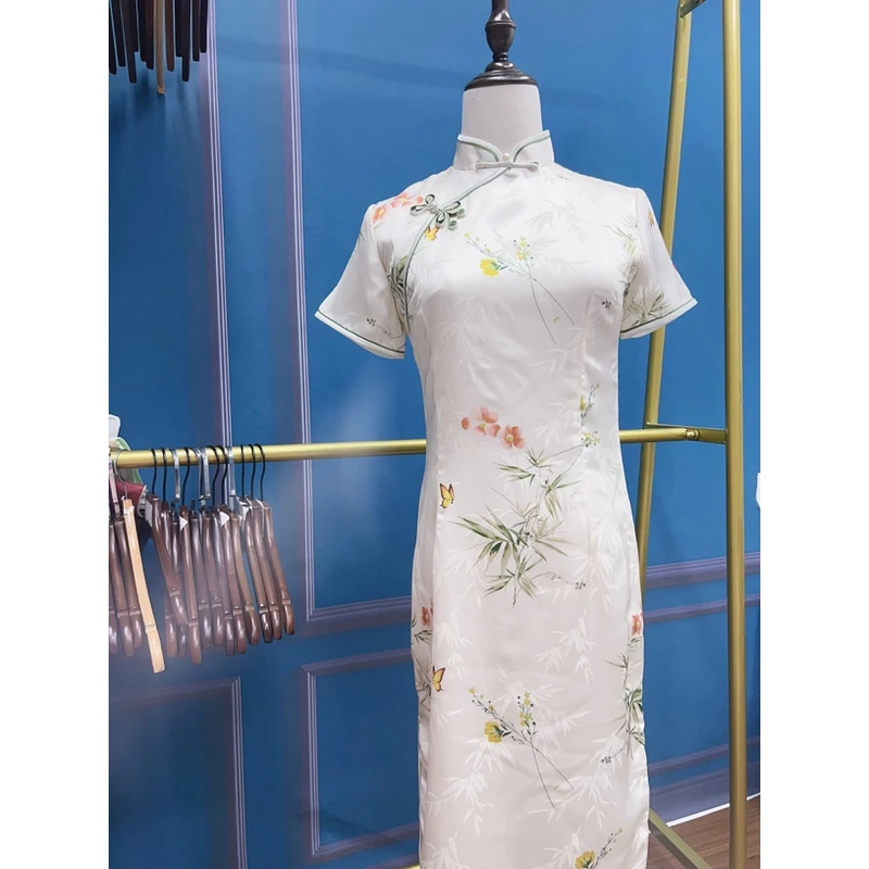 V-2573 花想容 簇酸提花 大蝴蝶扣 夏款年轻款改良旗袍110cm长款
