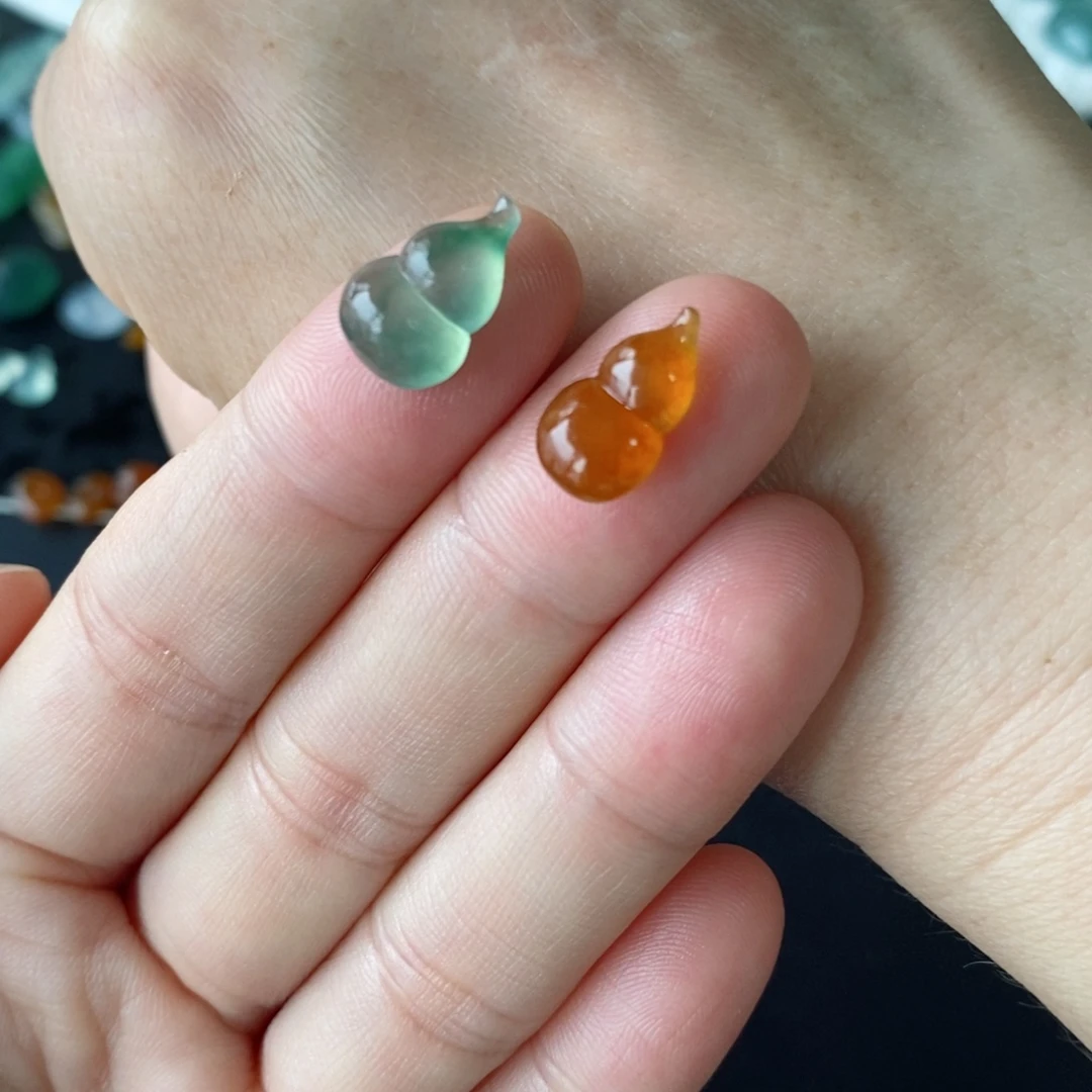 定制翡翠未镶嵌葫芦