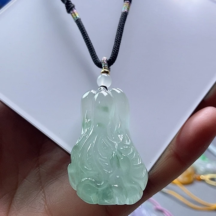 吊坠(赠链)未镶嵌翡翠