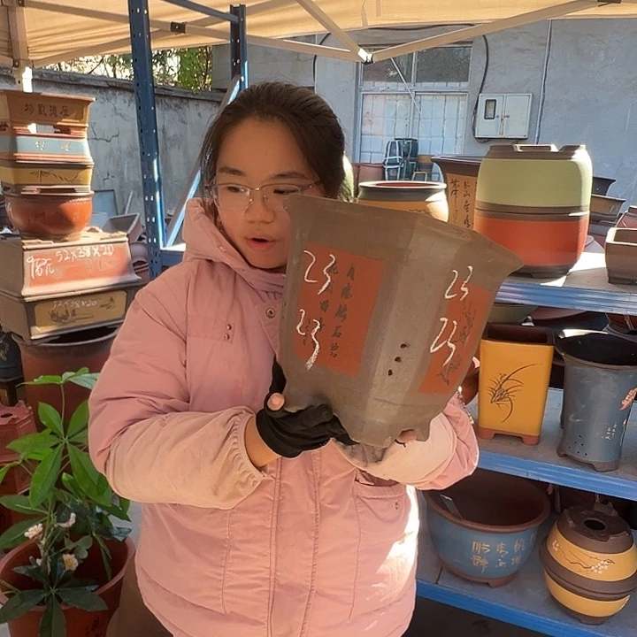 23红切角四方花盆花盆