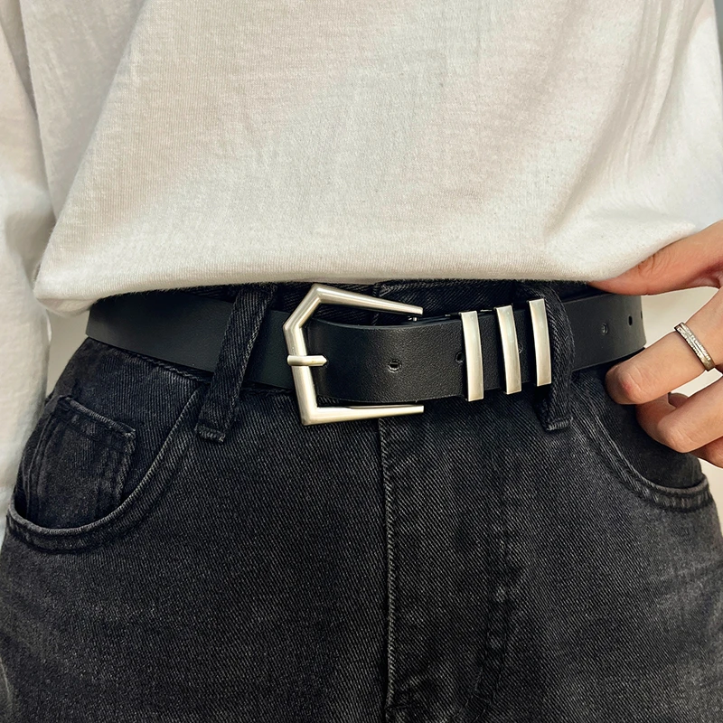 2025新款男女士黑色皮带百搭装饰配休闲牛仔裤短裙子腰带高级感潮