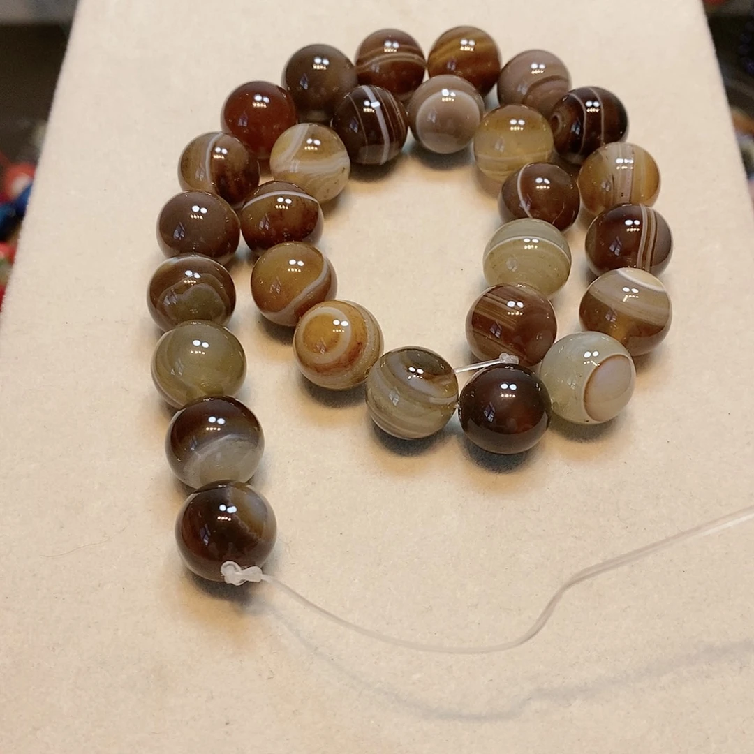 散珠玛瑙/玉髓14mm咖色玛瑙蚕丝一条