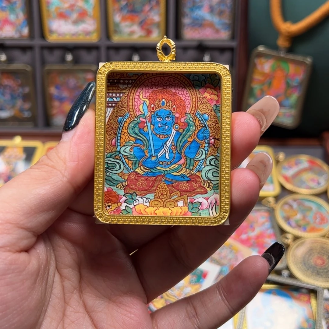 吊坠不动唐卡绘画作品