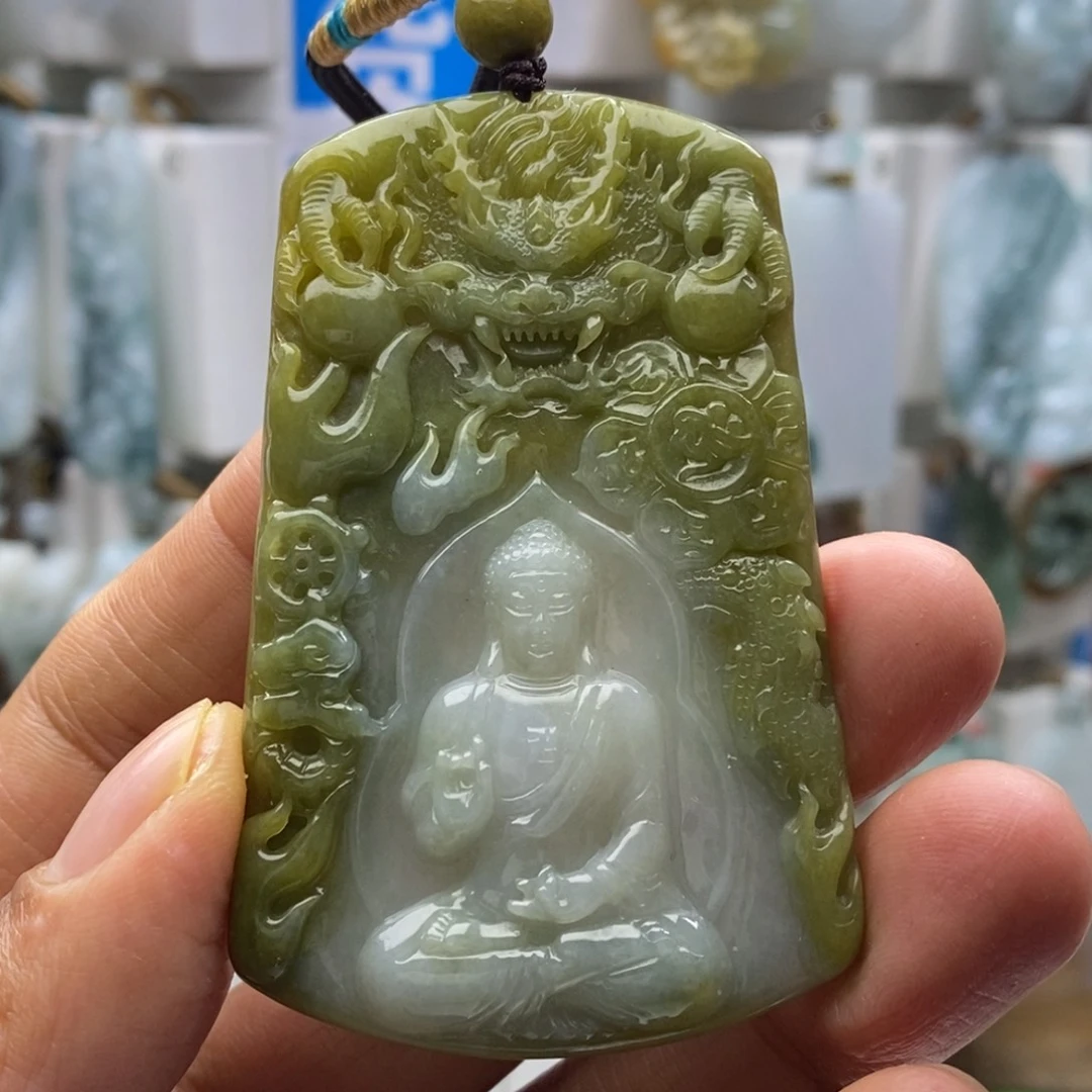 翡翠颈饰未镶嵌龙