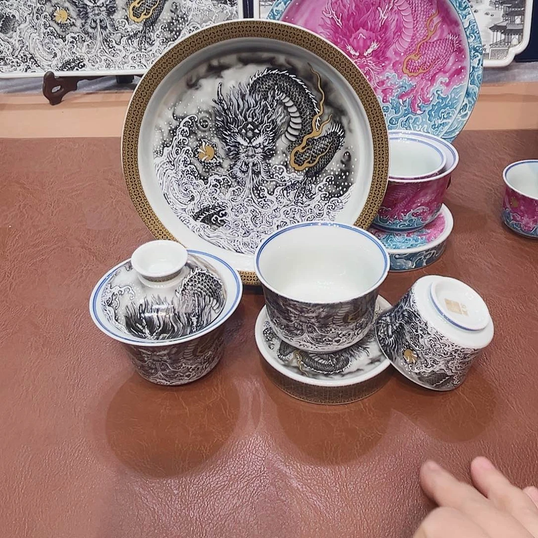 摆件景德镇陶瓷研究所从事