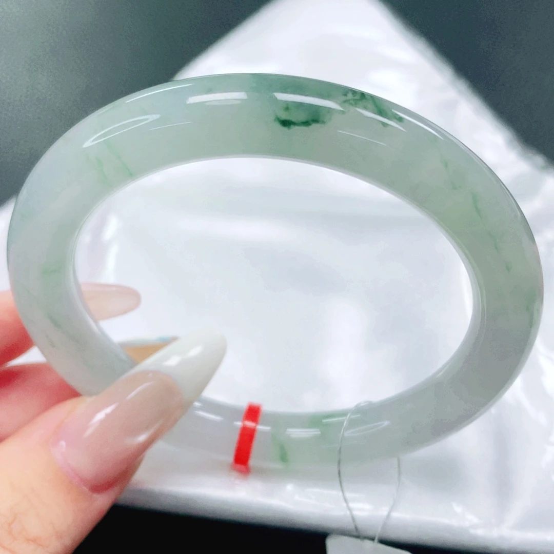 未镶嵌手镯翡翠54。