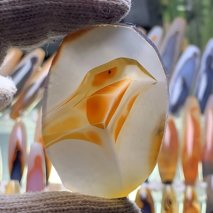 未镶嵌颈饰玛瑙/玉髓111