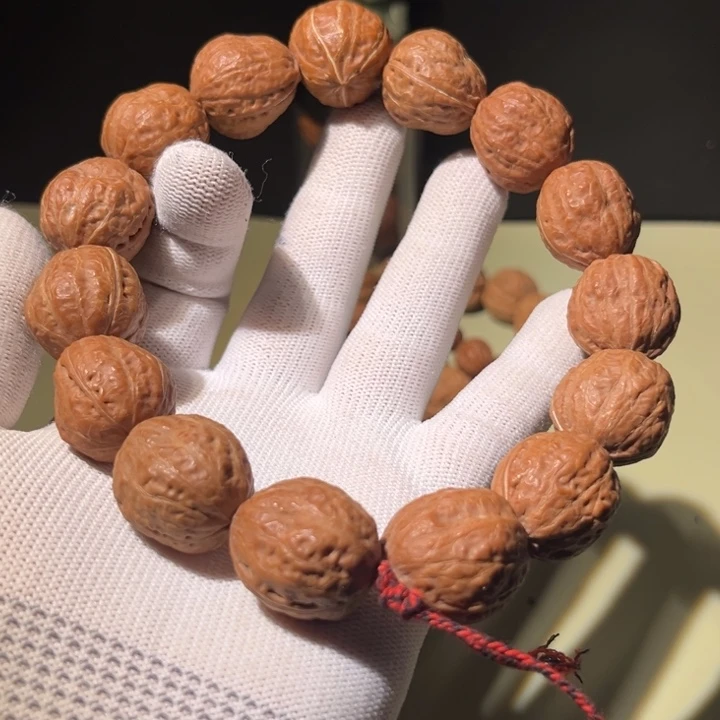 手串文玩核桃…………5
