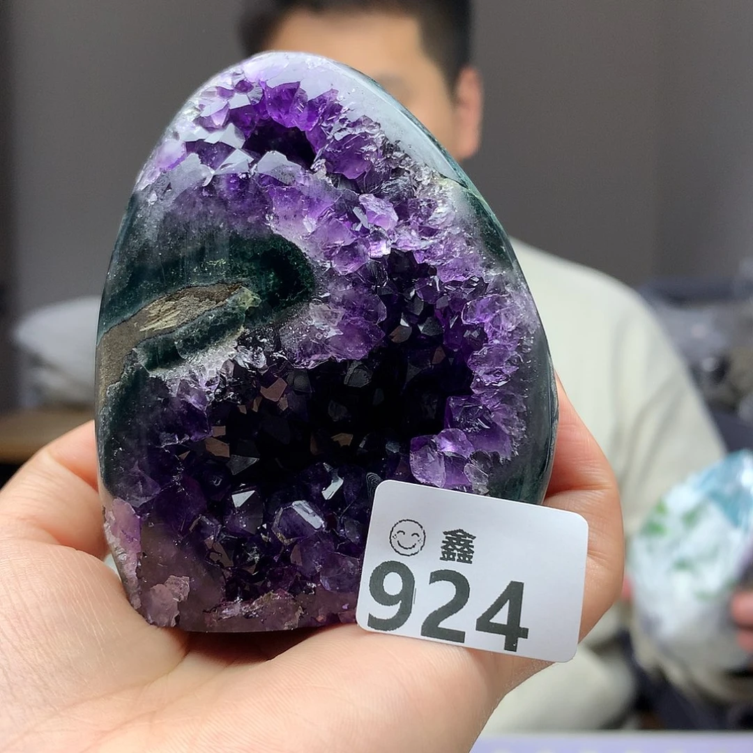 未镶嵌大型摆件（非配饰）水晶