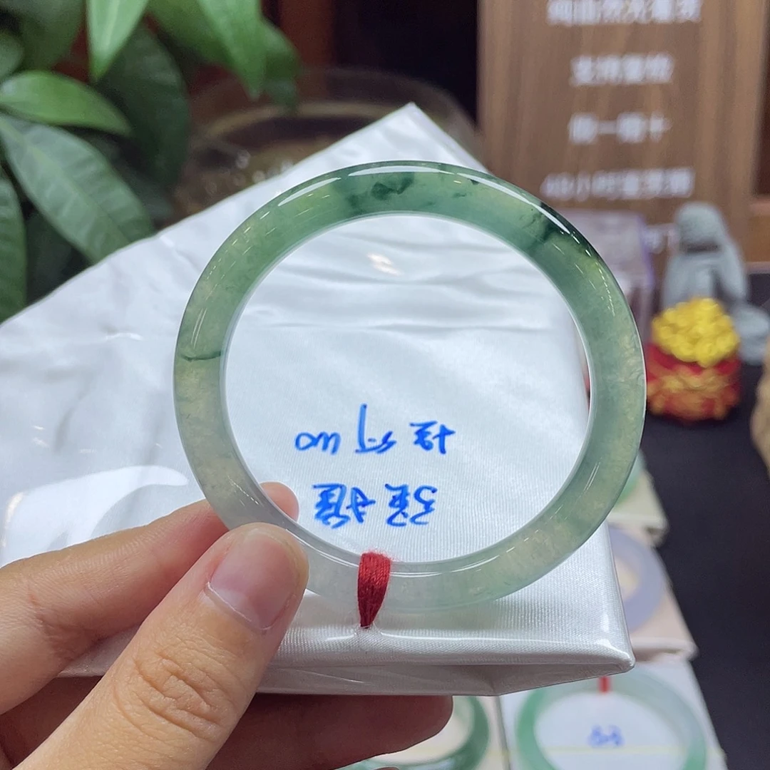 翡翠手镯未镶嵌15 号链接