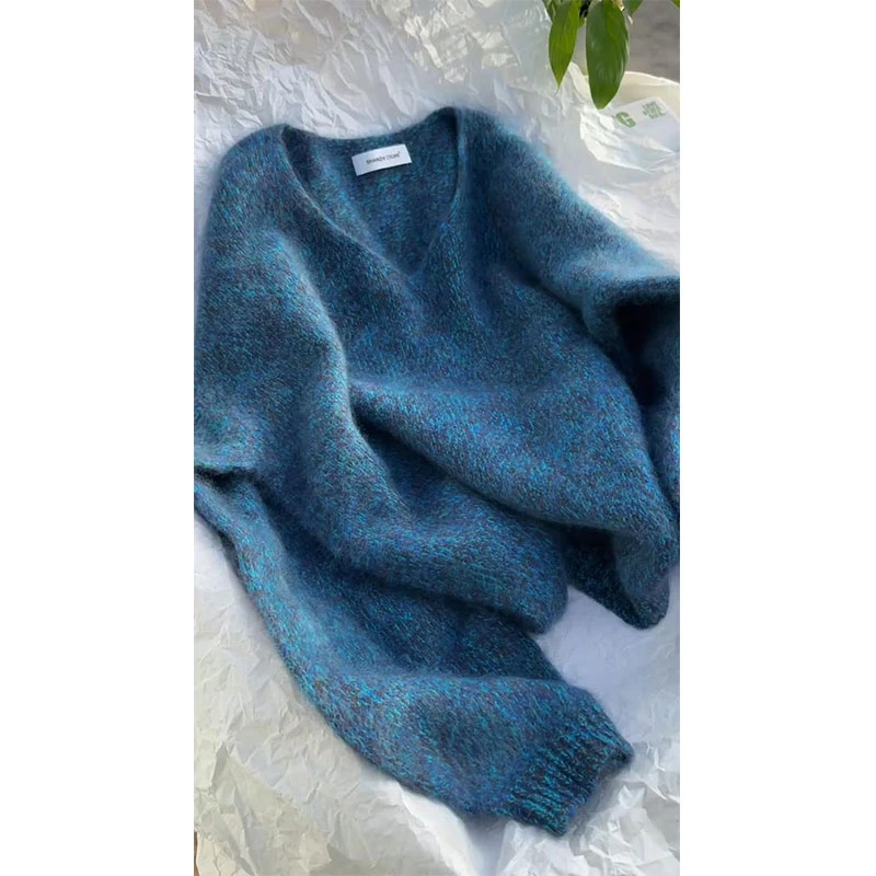 韩系蓝色V领软糯马海毛毛衣女秋冬外穿加厚宽松奶fufu针织上衣