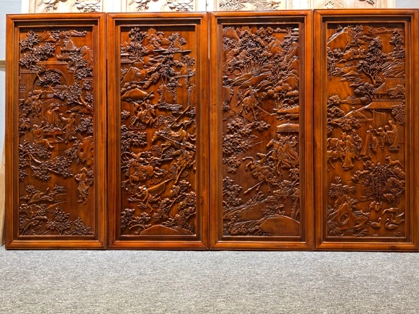 香樟木三国演义题材木雕作品展现经典魅力