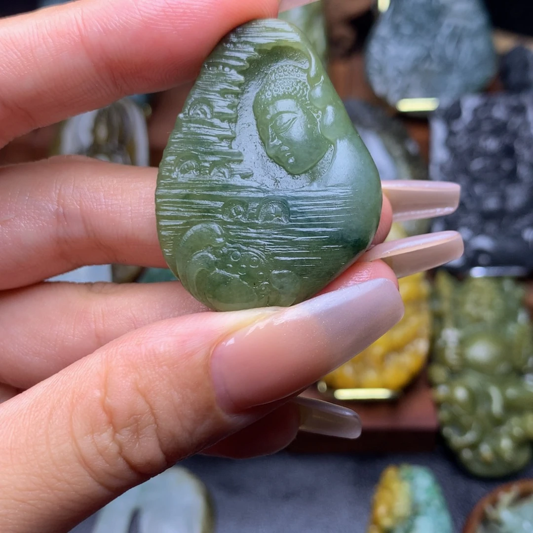 定制翡翠未镶嵌翡翠