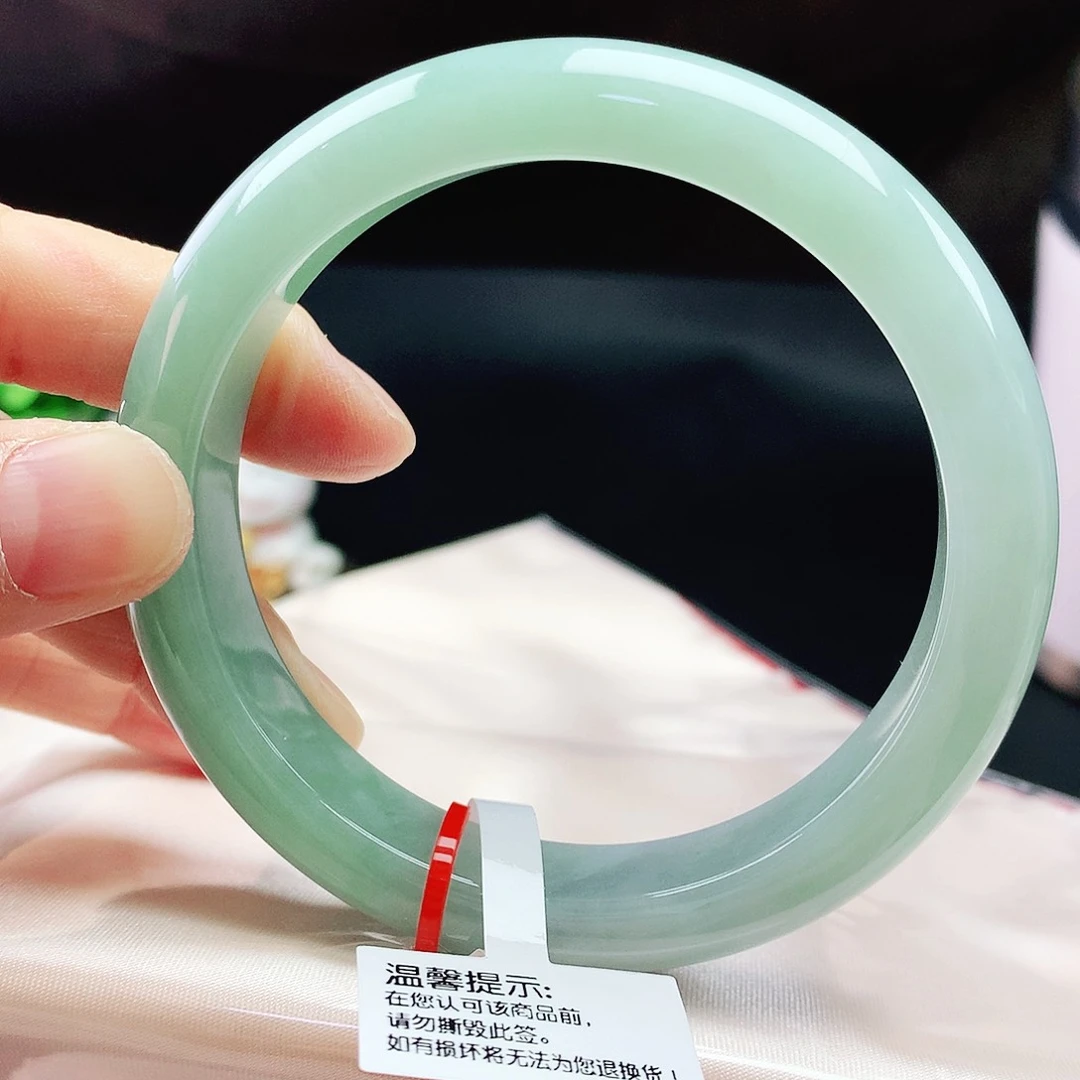 未镶嵌手镯翡翠60圈