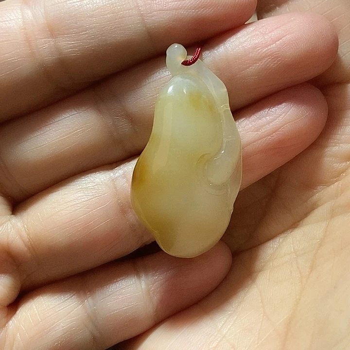 和田玉（糖玉）未镶嵌颈饰