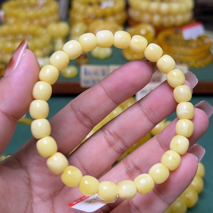 蜜蜡未镶嵌珠宝奇石