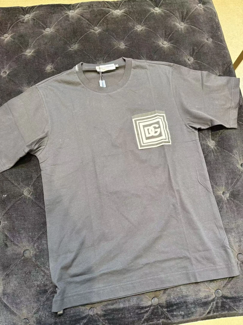 （可可在米兰）D...G折扣款 折上折黑色圆领短袖