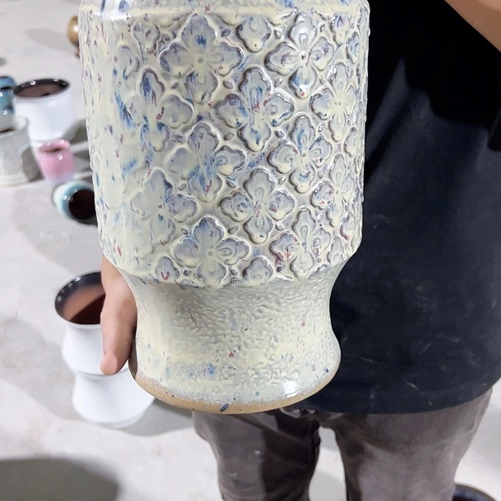 高度30厘米口20厘米