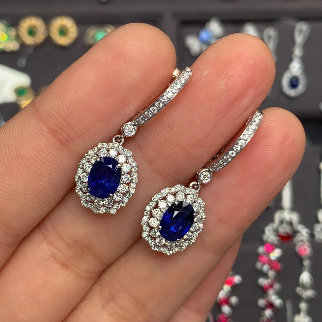 蓝宝石耳饰18K金镶嵌