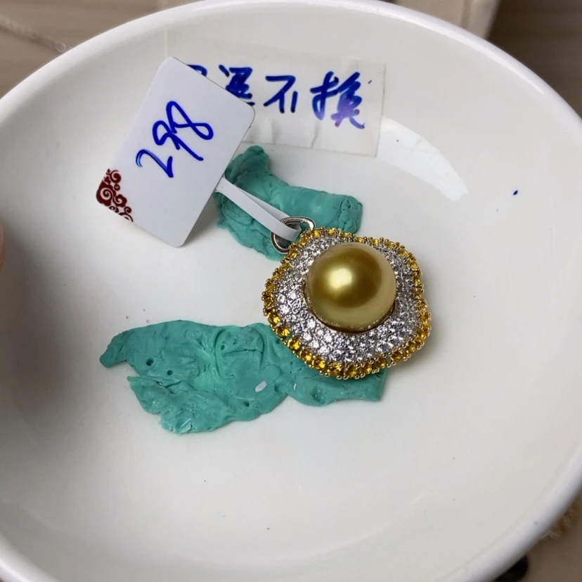 【闪购商品】海水珍珠颈饰银S925镶嵌纹*
