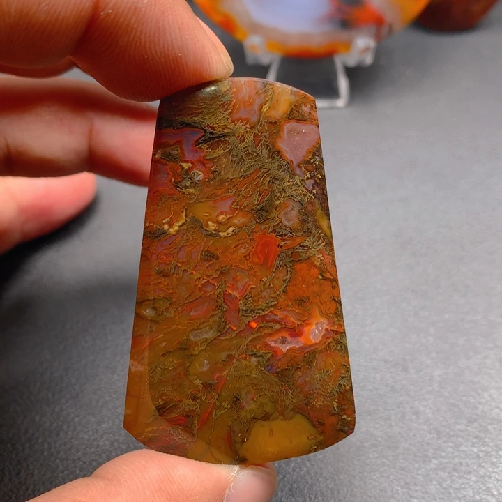 玛瑙/玉髓颈饰未镶嵌信*