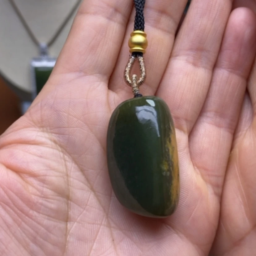 【闪购商品】和田玉未镶嵌挂件舍*