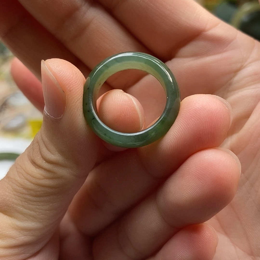 阿***姬和田玉未镶嵌戒圈