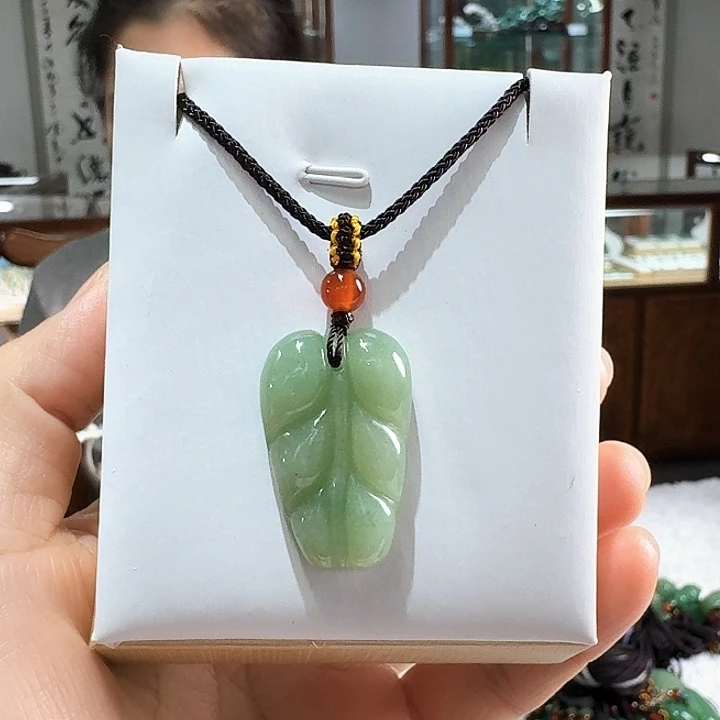 密玉（石英质玉）未镶嵌颈饰
